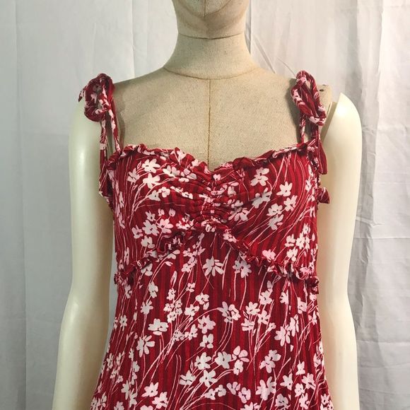 FREE PEOPLE Size 4 Love Like This Red Floral Mini Dress; Preloved - Picture 2 of 8